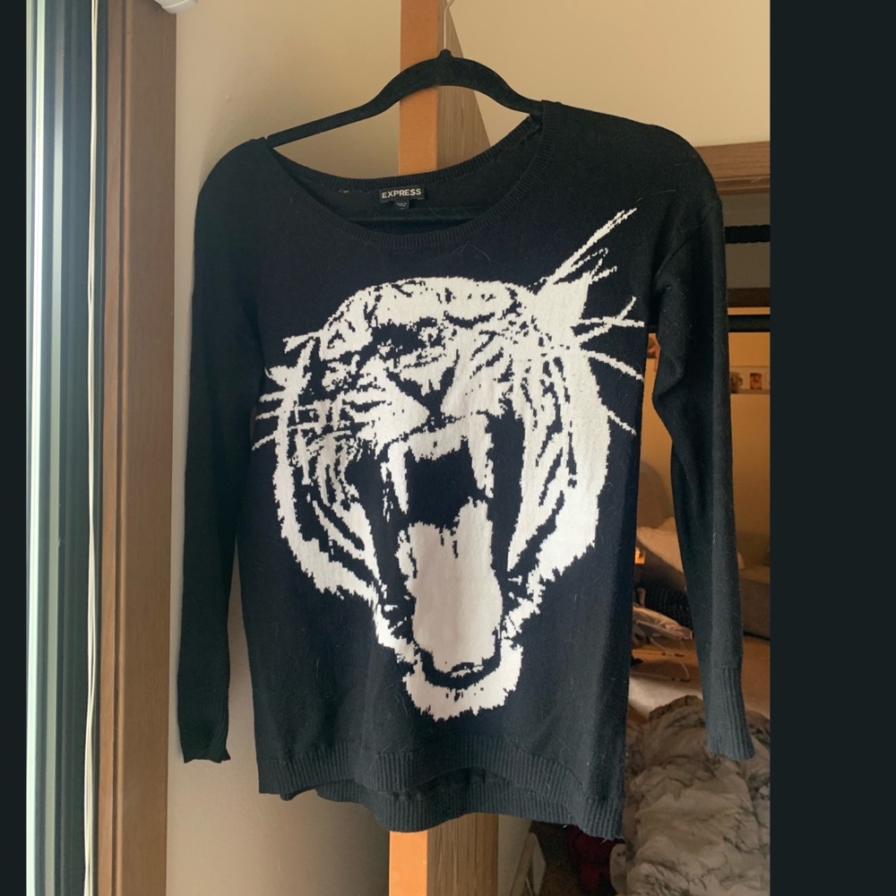 Roaring Lion Express Sweater